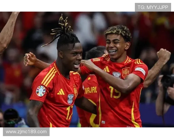 西班牙队在欧锦赛中的团队协作表现分析与点评